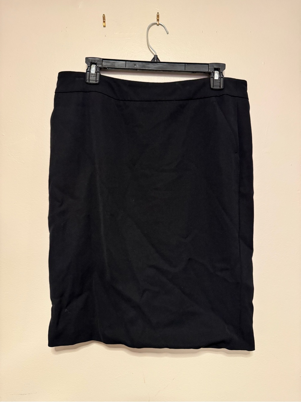 Armani Collezioni Black Tailored Pencil Skirt